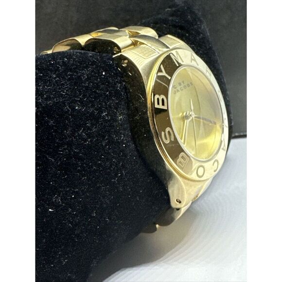 Marc Jacobs Blade MBM3126 Womens Stainless Steel Analog Dial Quartz Watch JNA184